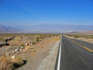 Desert Highway - Death Valley California